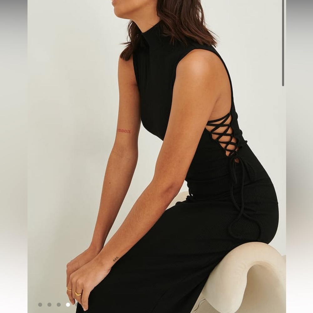 NA-KD Dress